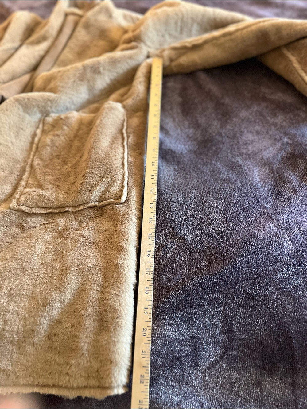 Altar’d State Tan Sherpa Reversible Faux Suede Jacket Size Large - Picture 16 of 16